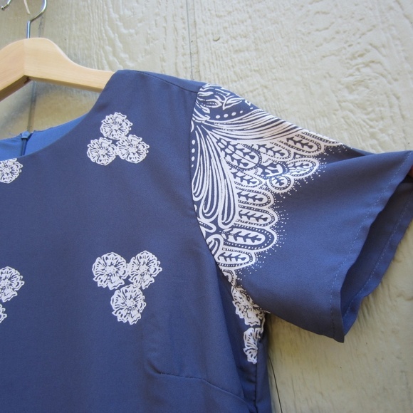 Lulu’s Riverside Slate Blue Floral Print Shift Dress Short Sleeve Women’s S - Picture 6 of 15